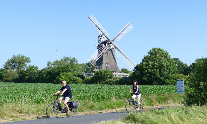 Hotel-Friesenhof-Nieblum-Foehr Windmuehle Oldsum Muehle