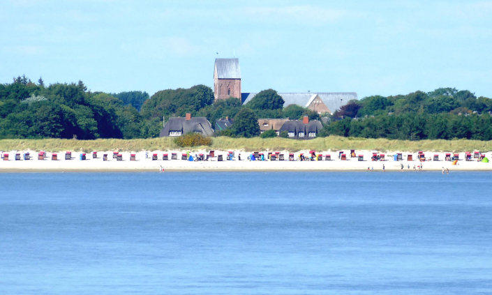 Hotel-Friesenhof Nieblum Insel Foehr Nordsee Nieblum Strand Beach Meer